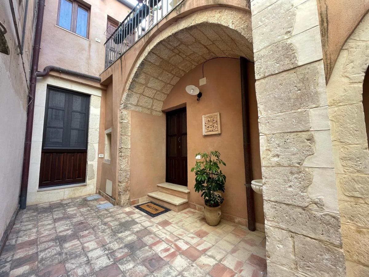 Corte Roma 148 Apt Syracuse Exterior foto